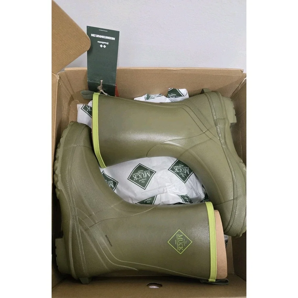Muck Harvester Mid calf waterproof Boots. #wellingtons #rainyday #outdoors. size